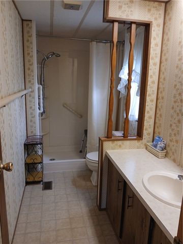 12 Seneca, Manchester, NY 14504
