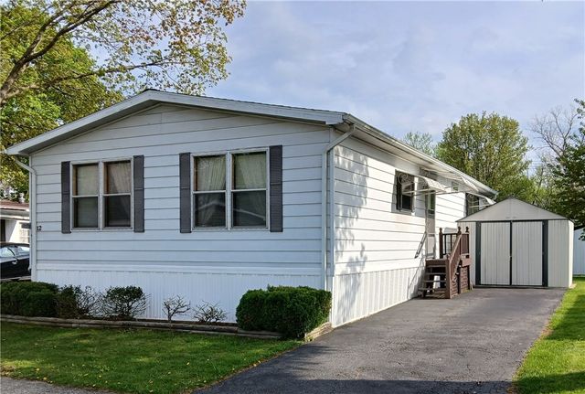 12 Seneca, Manchester, NY 14504
