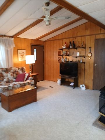 12 Seneca, Manchester, NY 14504