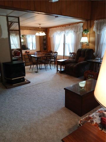 12 Seneca, Manchester, NY 14504