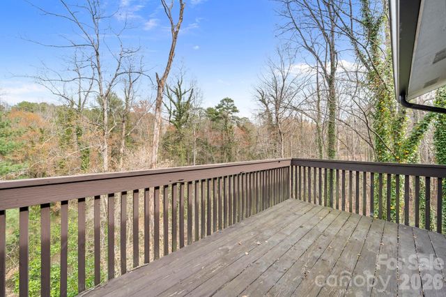 350 21st Avenue Drive NW, Hickory, NC 28601