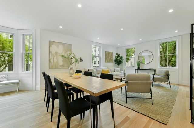 15 Pleasant St 1, Cambridge, MA 02139