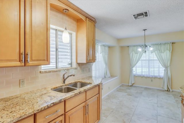 2854 Tumbleweed Dr, Corpus Christi, TX 78410