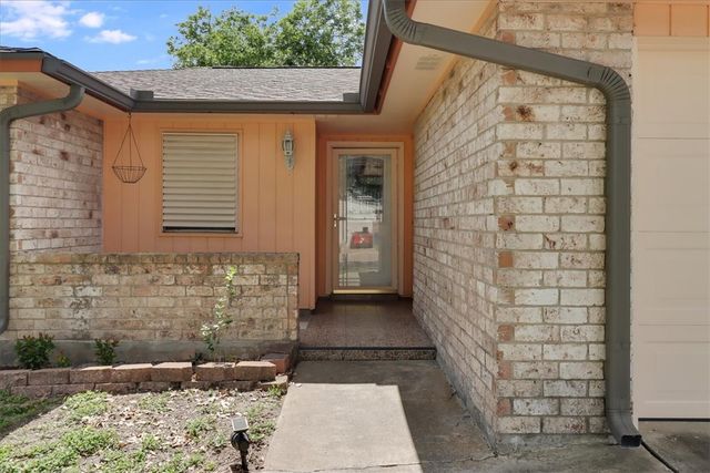 2854 Tumbleweed Dr, Corpus Christi, TX 78410