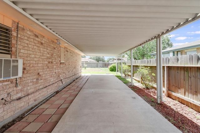 2854 Tumbleweed Dr, Corpus Christi, TX 78410