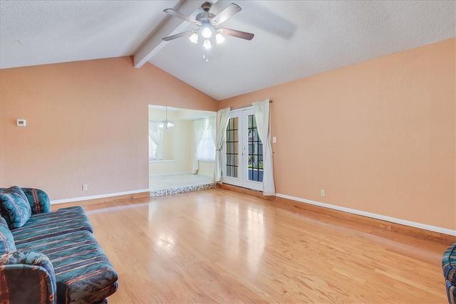 2854 Tumbleweed Dr, Corpus Christi, TX 78410