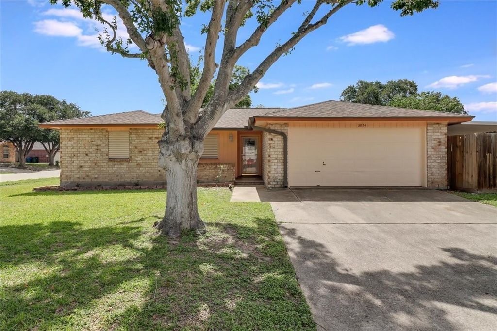 2854 Tumbleweed Dr, Corpus Christi, TX 78410