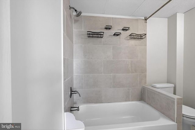 245 W CHAMPLAIN AVE, Wilmington, DE 19804