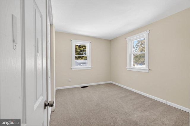 245 W CHAMPLAIN AVE, Wilmington, DE 19804