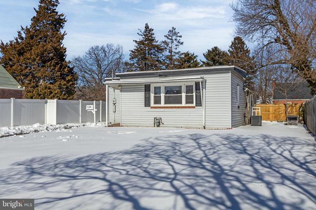 245 W CHAMPLAIN AVE, Wilmington, DE 19804