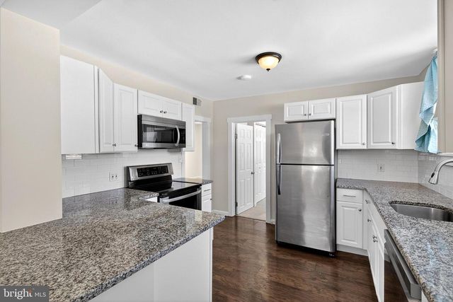 245 W CHAMPLAIN AVE, Wilmington, DE 19804