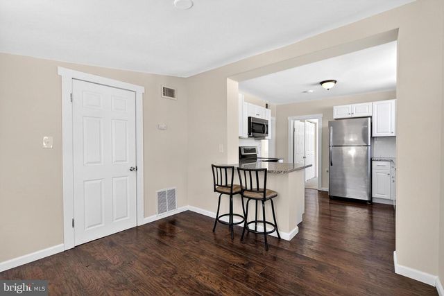 245 W CHAMPLAIN AVE, Wilmington, DE 19804