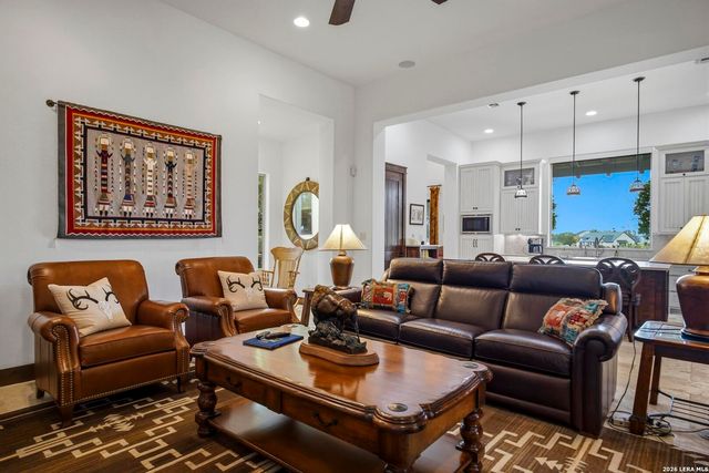 3903 KITE DR, Kerrville, TX 78028