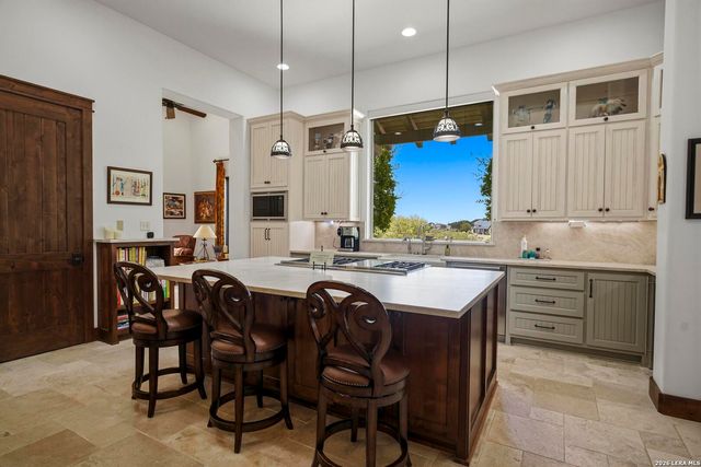 3903 KITE DR, Kerrville, TX 78028