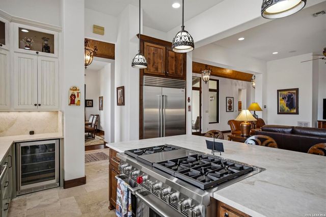 3903 KITE DR, Kerrville, TX 78028