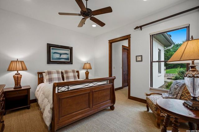 3903 KITE DR, Kerrville, TX 78028