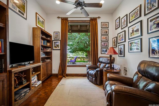 3903 KITE DR, Kerrville, TX 78028