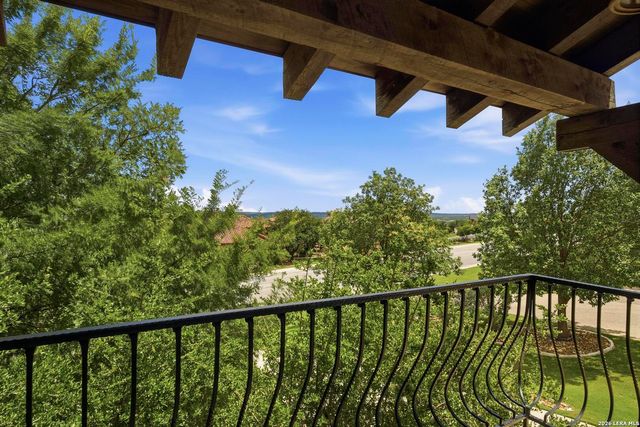 3903 KITE DR, Kerrville, TX 78028