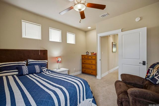 3903 KITE DR, Kerrville, TX 78028