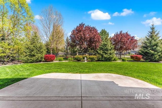 2986 S Fox Run Ave, Eagle, ID 83616