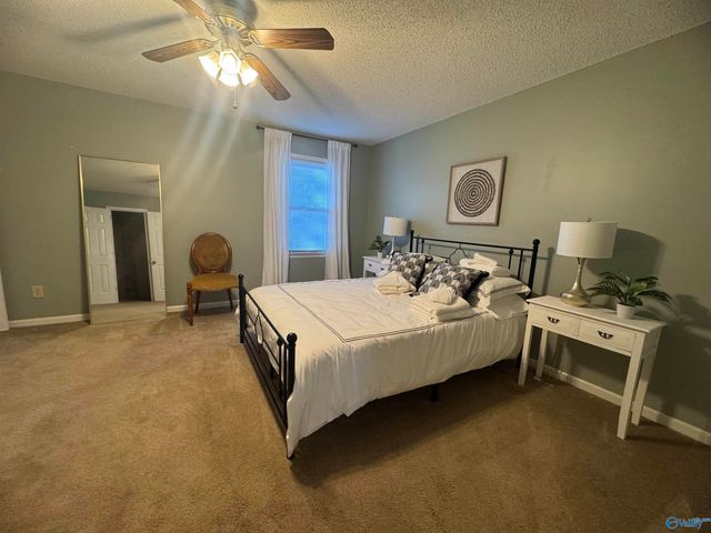 6928 Steeplechase Drive, Huntsville, AL 35806