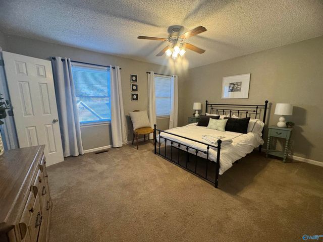 6928 Steeplechase Drive, Huntsville, AL 35806