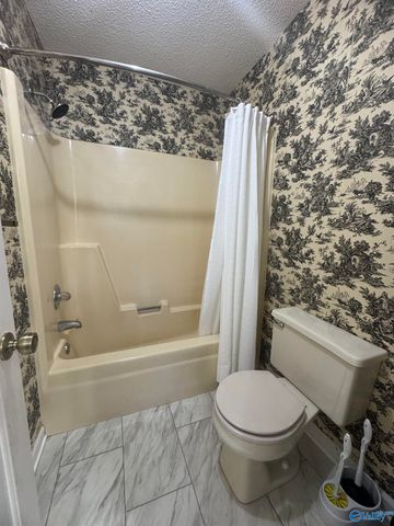 6928 Steeplechase Drive, Huntsville, AL 35806