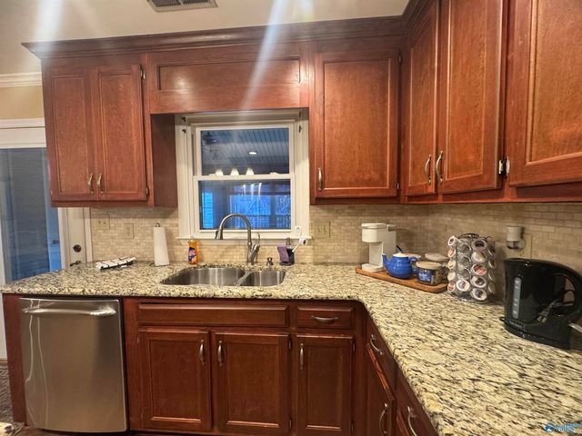 6928 Steeplechase Drive, Huntsville, AL 35806