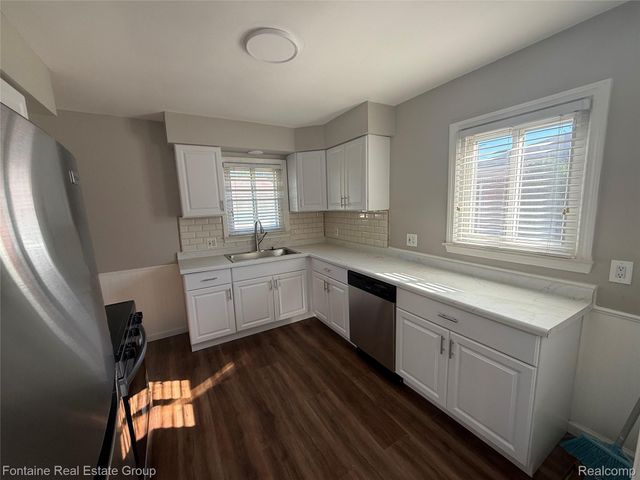 29174 Westfield Street, Livonia, MI 48150