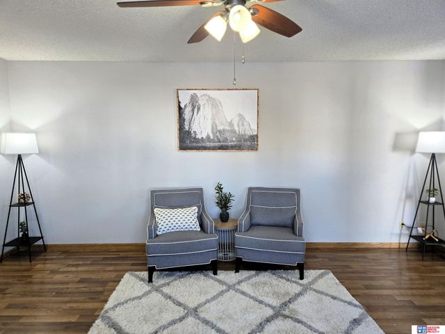 3036 Laredo Drive, Lincoln, NE 68516