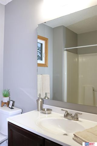 3036 Laredo Drive, Lincoln, NE 68516