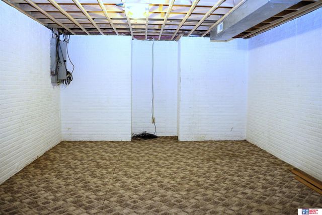 3036 Laredo Drive, Lincoln, NE 68516