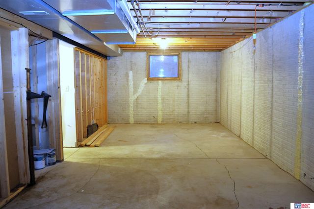 3036 Laredo Drive, Lincoln, NE 68516