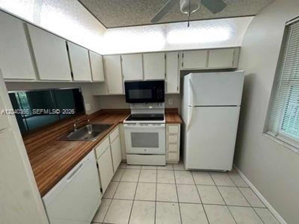 3578 N University Drive I5, Coral Springs, FL 33065