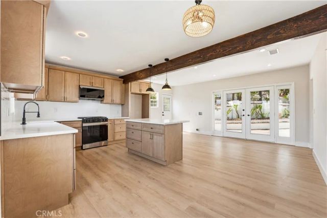 980 W Edgehill, San Bernardino, CA 92405