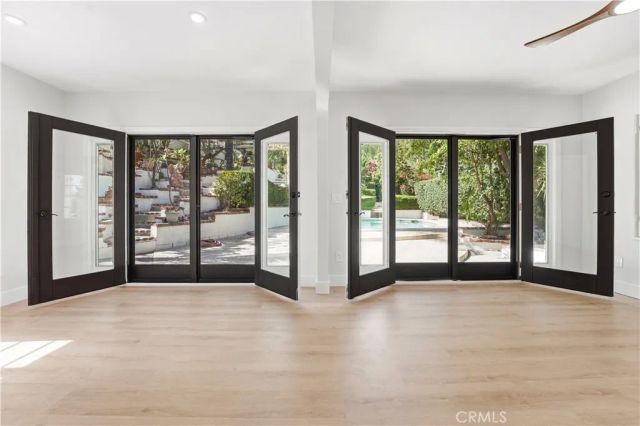 980 W Edgehill, San Bernardino, CA 92405