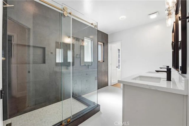 980 W Edgehill, San Bernardino, CA 92405
