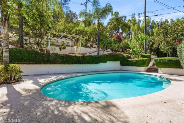 980 W Edgehill, San Bernardino, CA 92405