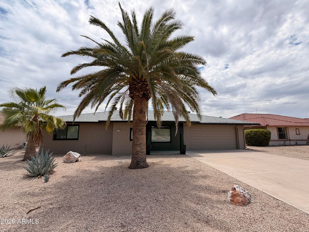 13139 W SEVILLE Drive, Sun City West, AZ 85375