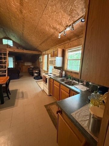 0 Pitts Gap Mtn Road, Pikeville, TN 37367