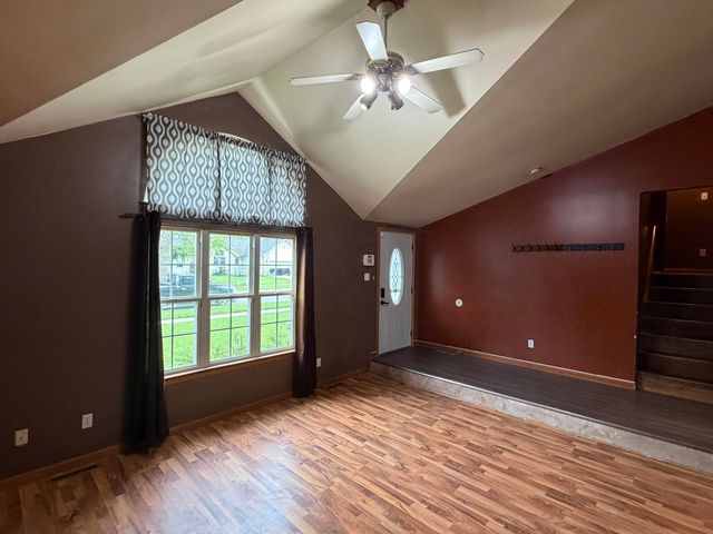 1622 Port Cove Drive, Chesterton, IN 46304