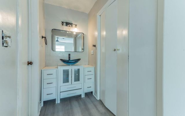 574 Oaklawn DR, Rockdale, TX 76567