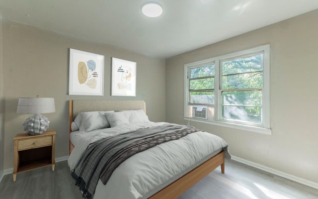 574 Oaklawn DR, Rockdale, TX 76567