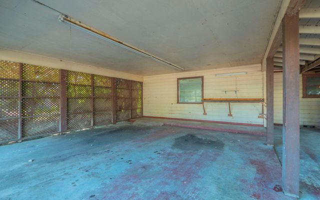 574 Oaklawn DR, Rockdale, TX 76567