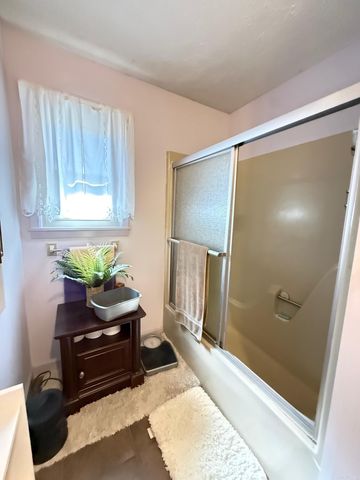 715 Jason Street, Clinton, AR 72031