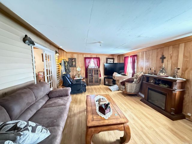 715 Jason Street, Clinton, AR 72031