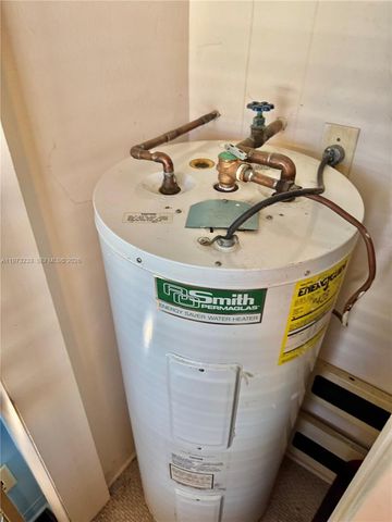 3500 Harrison St 7, Hollywood, FL 33021