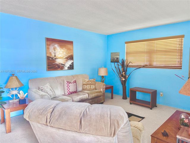 3500 Harrison St 7, Hollywood, FL 33021