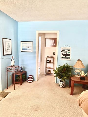 3500 Harrison St 7, Hollywood, FL 33021