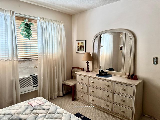 3500 Harrison St 7, Hollywood, FL 33021